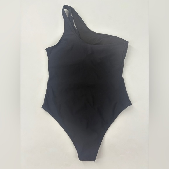 Black One-Shoulder Swimsuit - Picture 5 of 8